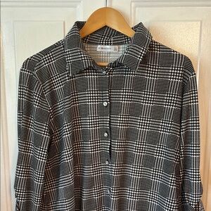 89th Madison Black and White Houndstooth  Button Down Top Sz XL